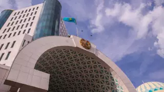 Токаев прекратил полномочия Ашимбаева и 12 сенаторов