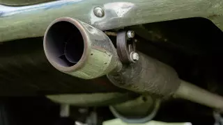 Уснули в машине: двое мужчин отравились угарным газом в Мангистау