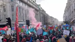 Лондонцы вышли на крупнейшую за последнее десятилетие забастовку