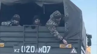 "Люби". Молодые курсанты из Уральска напомнили о самом главном