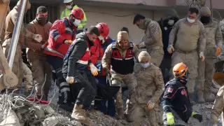 Тело второго казахстанца - Мирболата Курмашева нашли под обломками в Турции