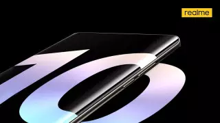 Изогнутый дисплей для всех. Стартовали продажи realme 10 Pro+ в Казахстане