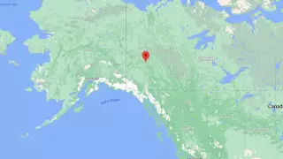 Летевший на высоте 12 километров "неопознанный объект" сбили над Канадой