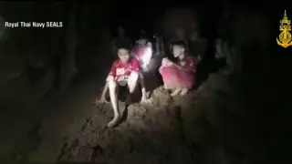 Спасенный из пещеры в Таиланде мальчик погиб в Британии