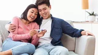 Оплачиваемый 30-дневный брачный отпуск внедрили в Китае