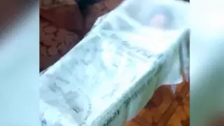 В Актобе рассказали о самочувствии мальчика, чьи родители пьянствовали у гроба младшего сына