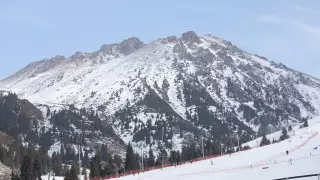 С 1 апреля на "Шымбулак" разрешат заезжать только на электромобилях