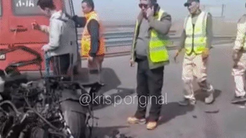 Кадры из видео