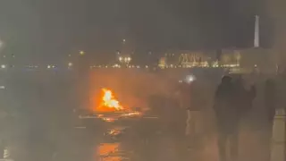 "Улицы в огне": беспорядки вспыхнули во Франции после повышения пенсионного возраста