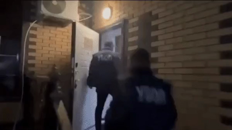 Кадры из видео