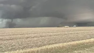 Торнадо обрушился на США, не менее 11 человек погибли