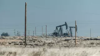 Цены на нефть резко выросли после сокращения добычи странами ОПЕК+