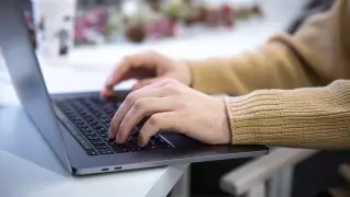 Астанчане пожаловались на проблемы при подаче документов в школы BINOM