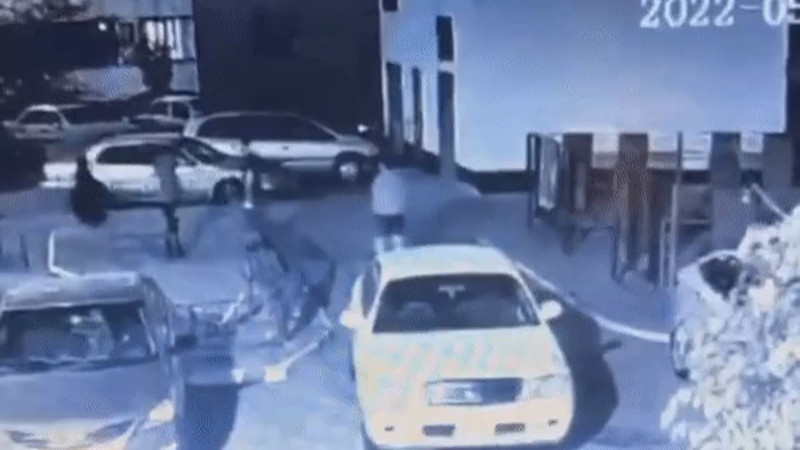 Кадры из видео