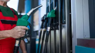 АЗС предупредили о наказании за ограничения продажи бензина и дизтоплива