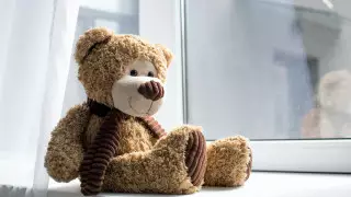 3-летний ребенок выпал из окна 9-го этажа в Павлодаре