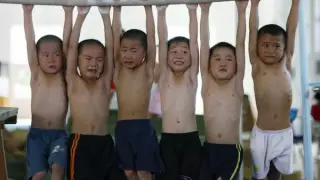 Никогда не говорите эти 3 фразы: психолог рассказала, как нельзя хвалить ребенка