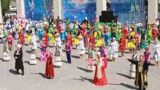 Президент Токаев оценил челленджи в соцсетях