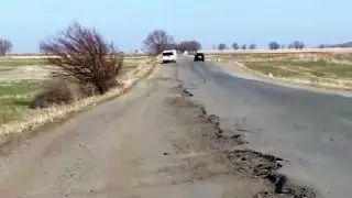 Трасса за 70 миллионов разрушается в Жамбылской области