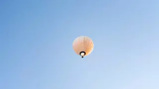 Еще один неизвестный шар обнаружили в небе над США