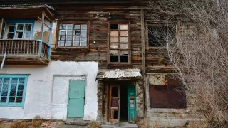 “Тотальная опасность для жителей“ - депутаты об аварийном и ветхом жилье в регионах