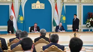 Появился текст декларации, которую подписали Токаев и Рахмон