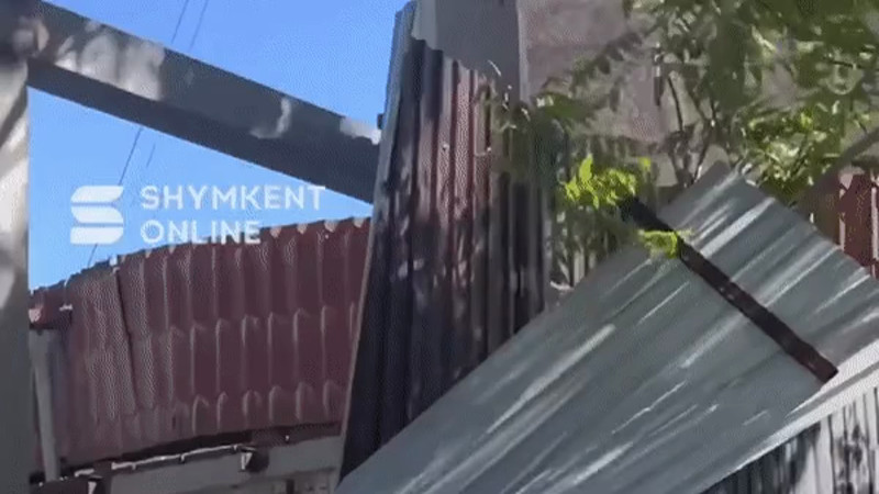 Кадры из видео