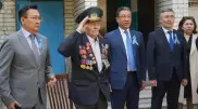 Аким области Абай поздравил ветеранов с Днем Победы