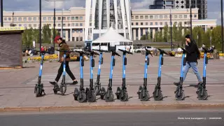 "Это бред". Пользователи самокатов отреагировали на ограничения, одобренные Мажилисом