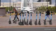"Это бред". Пользователи самокатов отреагировали на ограничения, одобренные Мажилисом