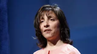 Илон Маск назначил новым гендиректором Twitter Линду Яккарино