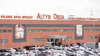 Грязная вода попадала в реку с рынка "Алтын Орда" под Алматы - сенатор