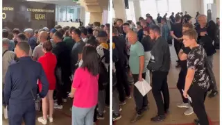 "Люди здесь ночуют". Жители Костаная пожаловались на очереди в автоцоне