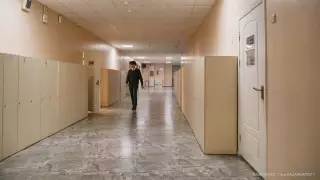 Когда уроки уже все, а учебный год еще нет. Что происходит в школах Казахстана