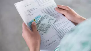 1,5 миллиона тенге инвалидов присвоила лжемедсестра в Алматинской области