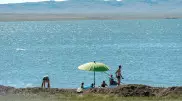 Безопасность воды в озерах Балхаш и Алаколь проверили санврачи
