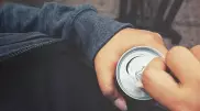 Казахстанец попал в реанимацию после четырех лет ежедневного употребления энергетиков