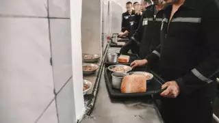 Тюремное меню: чем кормят заключенных в Казахстане