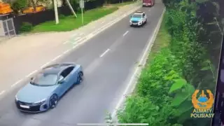 92 штрафа "собрал" Audi с российскими номерами в Алматы