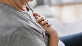 Кардиолог назвал четыре фактора, которые помогут избежать сердечного приступа