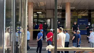 Захват заложников в Астане: какой срок грозит Мурадову