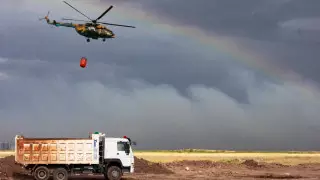 Пожар под Астаной продолжают тушить вторые сутки