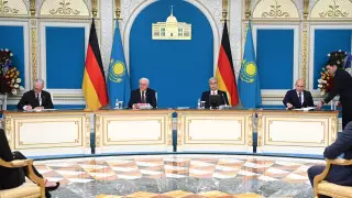 Президент Германии: Мы с Токаевым обсудили тему санкций