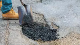 Более миллиарда тенге, выделенных на строительство дорог, похищено в Акмолинской области