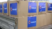 Qazaq Oil раздала 1000 продуктовых наборов нуждающимся семьям