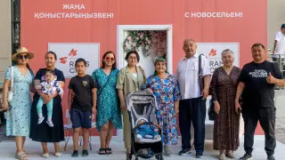 Сотни алматинцев получили ключи от новых квартир