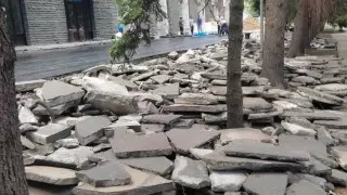 "Скинули плитку на ели": в акимате Алматы ответили на претензии горожан