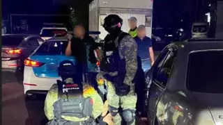 Оружие, наркотики: КНБ провел спецоперацию в Алматы