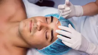 Названы популярные у казахстанских мужчин пластические операции