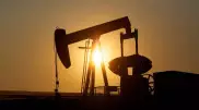 Цена нефти Brent превысила 81 доллар за баррель впервые с апреля